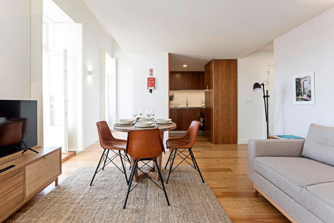 Stunning Duplex Near River By Lovelystay Porto Exterior foto